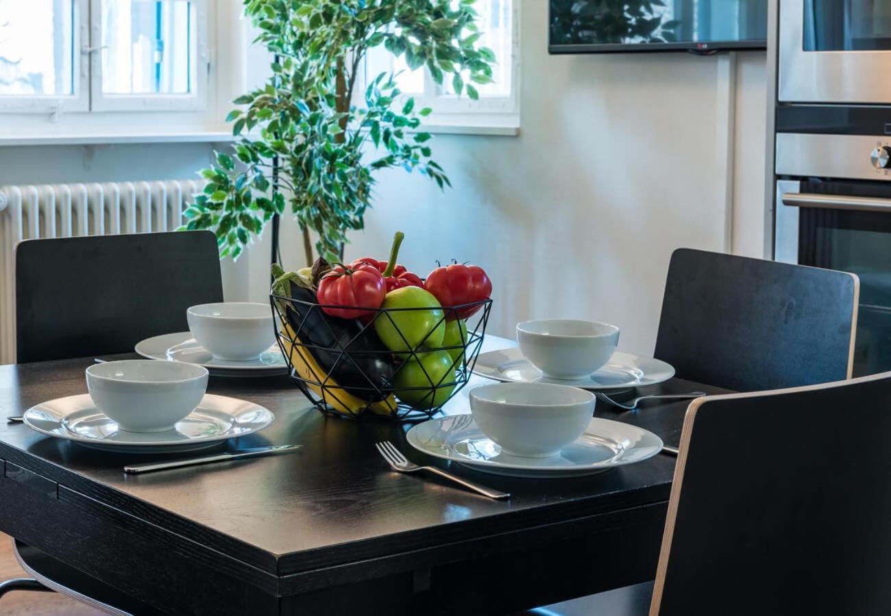 Hitrental Schmidgasse - Apartments Цюрих Екстер'єр фото